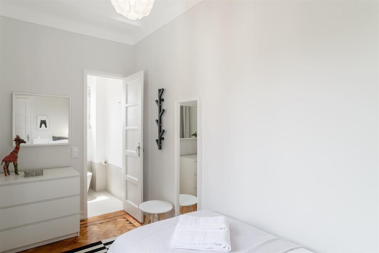 Pedroucos 37 Apartment Lisbon Exterior photo